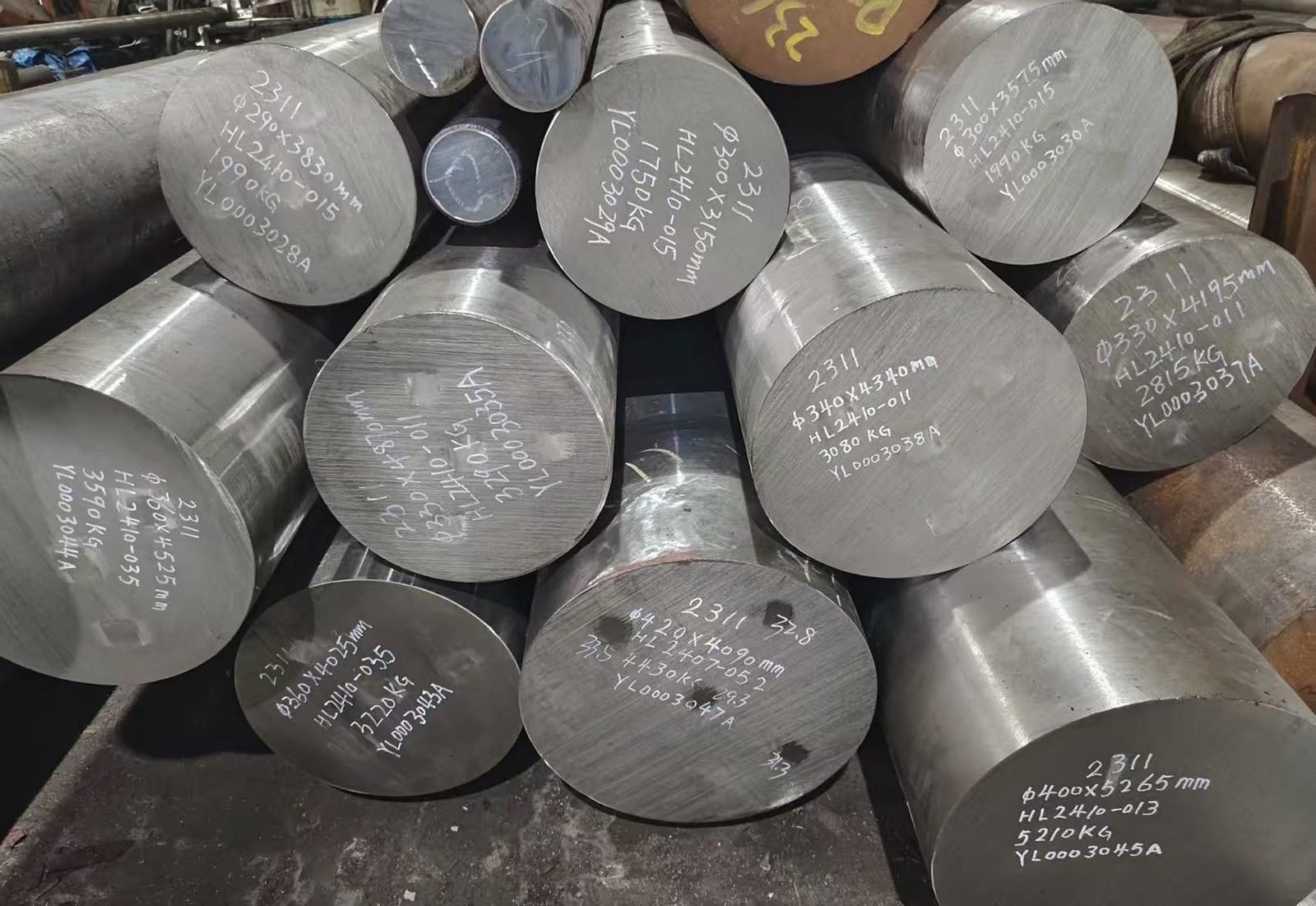 Large-Size Round Billet